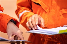 Waar vind ik de tekst van de nieuwe rechtspositieregeling voor lokale en provinciale besturen die recent definitief werd goedgekeurd door de Vlaamse Regering?