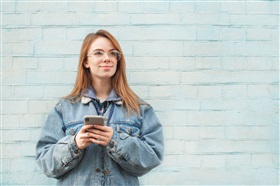 Jobstudenten aannemen tijdens de zomermaanden? Let op de specifieke arbeidsbepalingen voor minderjarigen